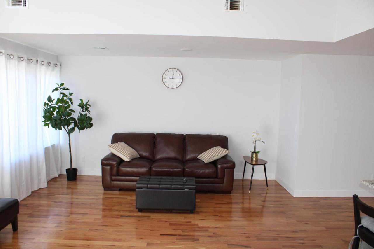 Cozy & Deluxe Apartment - Ez Access To Nyc Ньюарк Екстер'єр фото
